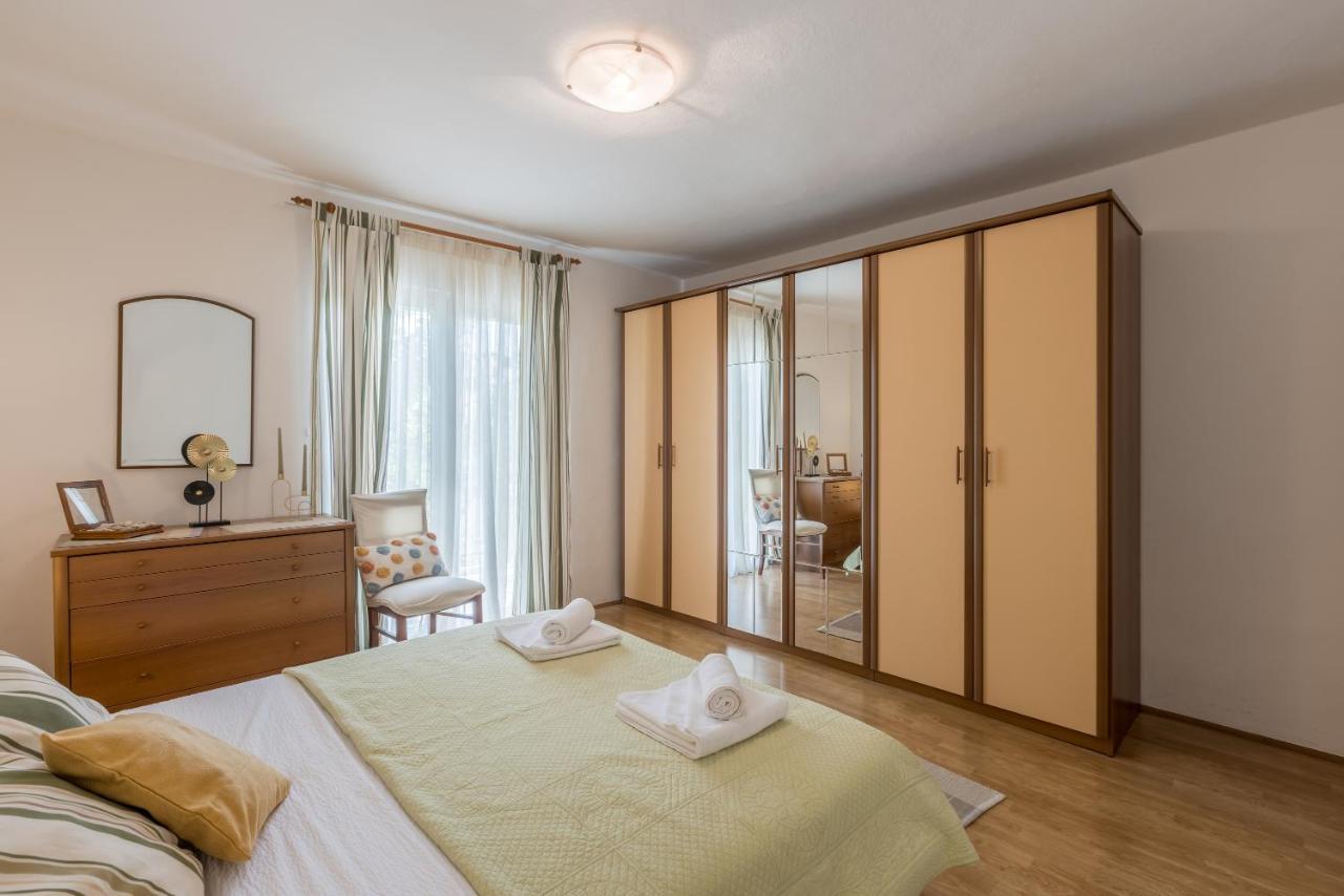 Citrus Accommodation Kaštela Kültér fotó