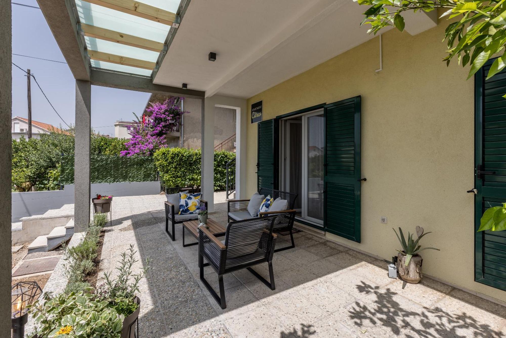 Citrus Accommodation Kaštela Kültér fotó